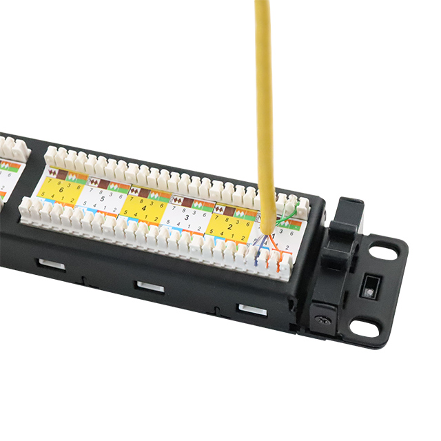 New 19''1U 24 Port CAT6 UTP Punch Down Patch Panel with Cable Manager